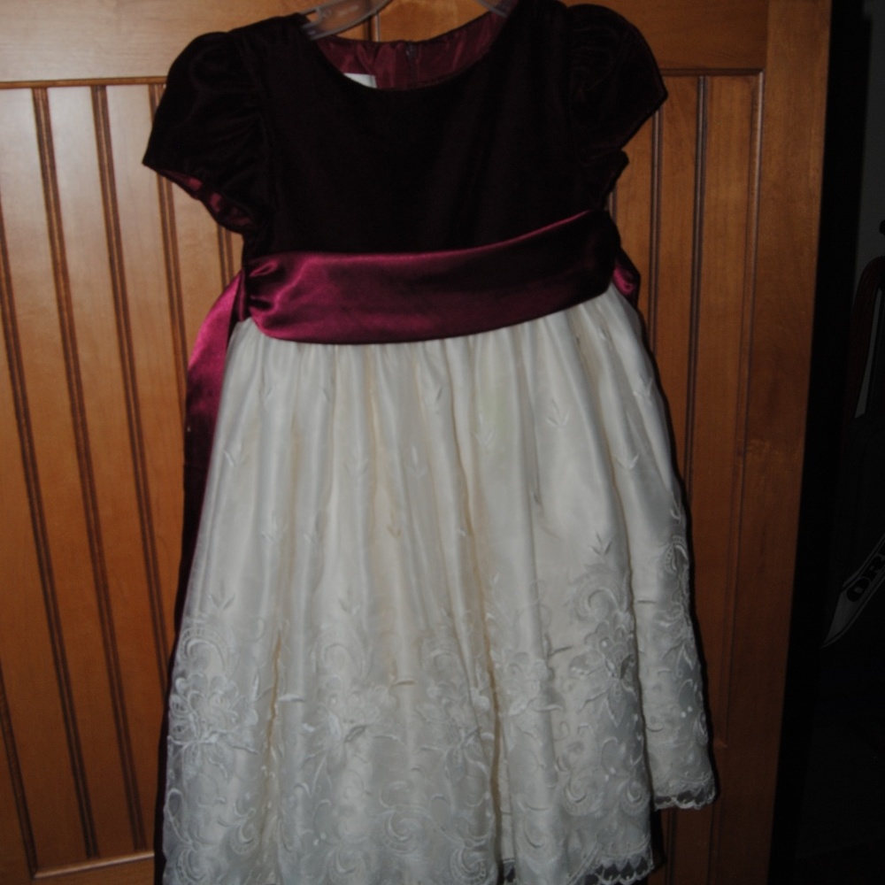 Girls Christmas Dress!